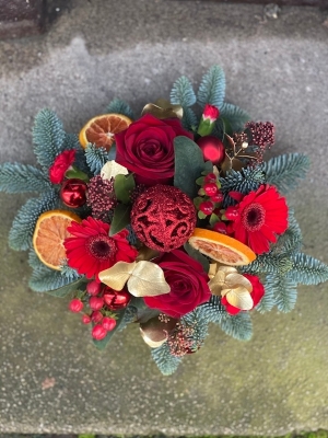 Christmas table arrangement