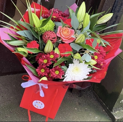 Christmas lily bouquet