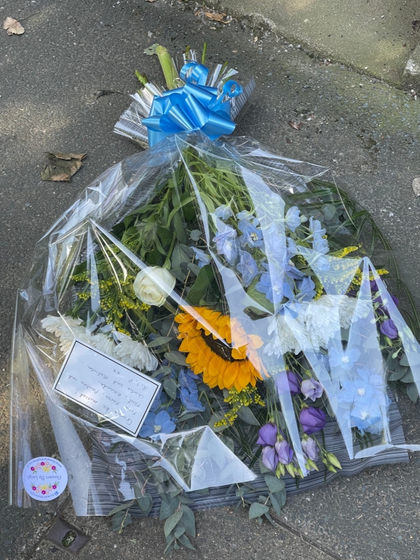 Flat bouquet in cellophane