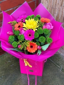 Florists Choice. Cheaper flowers delivered in Halifax. Valentines, mothers day