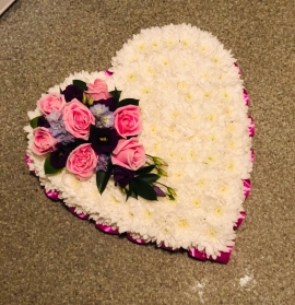 Based heart tribute